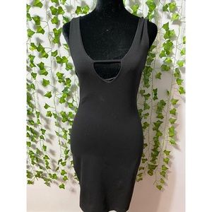 _Black Strapped Dress